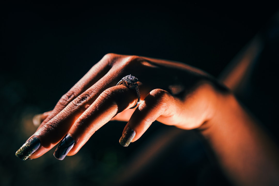 Shimmer and Shine: The Beauty of Silver Nails